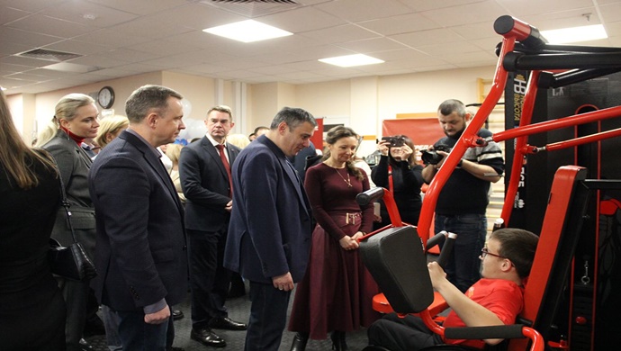 Birleşik Rusya, Kursk bölgesinde ilk uyarlanabilir spor salonu olan “Yeni Yükseklik”i açtı